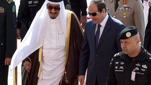 تحسنت العلاقات السعودية المصرية مؤخرا ودعا الملك سلمان السيسي لزيارة المملكة- جيتي