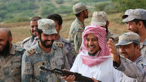 البريك في زيارة سابقة إلى عناصر الجيش السعودي المرابطين على الحدود الجنوبية مع اليمن- أرشيفية