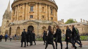  أكثر من 80% من طلاب "أكسفورد" و"كامبريدج" هم من أبناء أرفع طبقتين في المجتمع البريطاني- أرشيفية