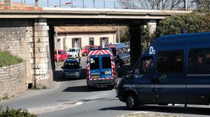 وصف رئيس الوزراء الفرنسي احتجاز الرهائن بـ"الوضع الخطير"- جيتي