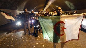 توقعت صحفية جزائرية أن "تنتهي هذه الاحتجاجات والمسيرات السلمية بإسقاط بوتفليقة ونظامه"- الأناضول