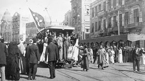 كاتب مصري: ثورة 1919 في مصر مثلت موجة الربيع العربي الأولى (جيتي)