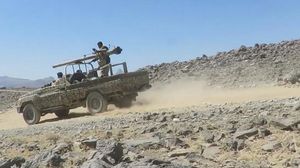 تندلع اشتباكات بشكل مستمر في الجوف بين الحوثيين والجيش اليمني- تويتر