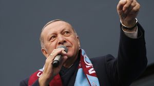 أشار الرئيس التركي إلى أنّ "تصعيد التوتر وصب الزيت على النار لا يُفيد أحدا"- الأناضول