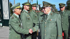 ذكر قائد الجيش الجزائريين بأحداث التسعينيات المؤلمة - (صفحة الجيش الجزائري على فيسبوك)