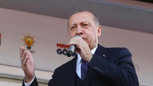 أكد أردوغان أن بلاده ستستكمل الصفقة مع موسكو "باتباع سبل المنطق والمصالح المشتركة"- الأناضول