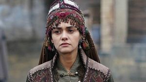 لعبت الممثلة التركية هاندا سورال دور "إيلبيلغي هاتون" في مسلسل قيامة أرطغرل- a haber