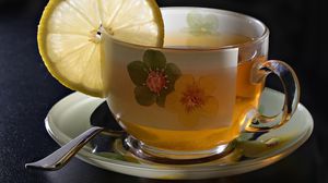 يحتوي الشاي الأخضر على مادة البوليفينول المضادة للأكسدة التي تعمل على رفع مناعة الجسم- CCO