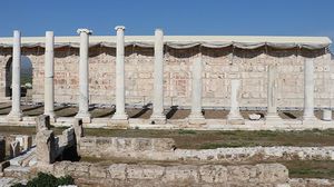 مدينة لاوديكيا التاريخية تعرضت لزلزال أدى إلى تدميرها عام 494 قبل الميلاد- الأناضول