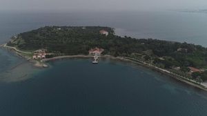 جزيرة أورلا التركية تعد الأولى في تطبيق الحجر الصحي العلمي- يني شفق