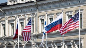 الرئيس الأمريكي جو بايدن وقع الخميس أمرا بفرض عقوبات ضد روسيا- جيتي