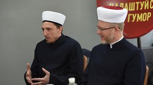 أكد عريفوف نزوح مئات الآلاف من المسلمين الأوكران من مناطق عيشهم-  مجلس مسلمي أوروبا على فيسبوك