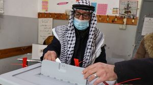 أكدت فتح فوزها "الساحق" بالانتخابات وهاجمت "حماس"- جيتي
