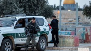 قوات الاحتلال اعتقلت 10 فلسطينيين أثناء عودتهم من الصلاة في المسجد الأقصى- جيتي