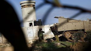 موقع "ويللا" العبري: الجيش الإسرائيلي حاليا غير قادر على حماية أراضيه - جيتي