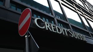 ألغت هيئة الرقابة المالية السويسرية مكافآت موظفي بنك كريدي سويس- جيتي