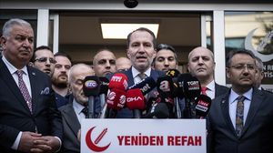 فاتح أربكان رئيس حزب الرفاه الجديد في تركيا- الأناضول
