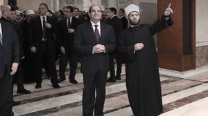 السيسي مع الأزهري خلال الافتتاح- الرئاسة المصرية 