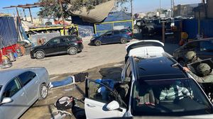 الاحتلال اعتدى على الشبان خلال مداهمة مغسلة للسيارات في حي العيسوية- إكس