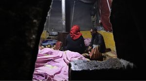 يعيش مئات الآلاف من النازحين والمهجرين في مخيمات بإدلب وشمال سوريا وسط ظروف معيشية صعبة- الأناضول 