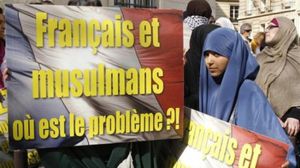 احتجاج لمسلمي فرنسا حول ما يتعرضون له من تطرف - (أرشيفية)