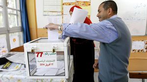 أعلنت الداخلية عن مشاركة 51.70 بالمائة من الجزائريين في الاقتراع - الأناضول