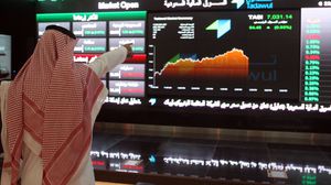 خلال متابعة سوق الأسهم السعودي - أرشيفية