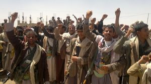 نظمت جماعة الحوثي مسيرة في صنعاء للمطالبة بإسقاط الحكومة - أرشيفية