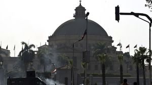 قوات الأمن المصرية تقتحم جامعة القاهرة - أ ف ب