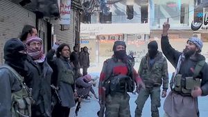 الأنباء تتحدث عن نية تنظيم الدولة الانسحاب من اليرموك للحجر الأسود - تويتر