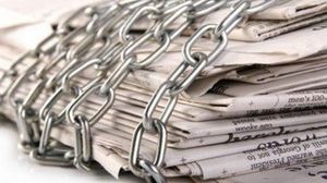 مرصد "صحفيون ضد التعذيب" أكد أن الانتهاكات كانت مُوجهة ضد المؤسسات الصحفية الخاصة - أرشيفية