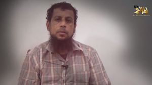 أحد الجاسوسين الذين أعدمهم التنظيم ولم ينشر صورة أو فيديو للإعدام - يوتيوب