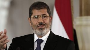 عبر مصريون عن تعاطفهم مع مرسي، مغردين بعبارات "مؤثرة" عنه- جيتي