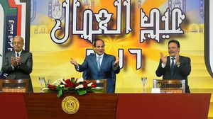 أعلن عمال مصريون عن حداد في عيد العمال