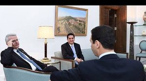 بشار الأسد خلال استقباله عضو مجلس الشيوخ الأمريكي السناتور ريتشارد بلاك ـ فارس