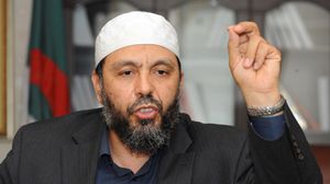 عبد الله جاب الله رئيس جبهة العدالة والتنمية المعارضة بالجزائر ـ عربي21