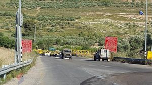 حاجز قرية جيت، المدخل الرئيسي الغربي بين قلقيلة ونابلس، وتم إغلاقه بالكامل لعدة ساعات بالأمس - عربي21