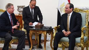 رئيس النظام المصري مع السيناتور الأمريكي ليندسي غراهام- تويتر