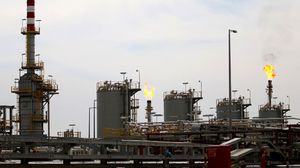 تتوقع الوكالة أن يصل إجمالي الطلب على النفط إلى 98 مليون برميل يوميا هذا العام- أ ف ب 