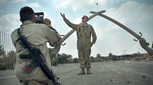 لحظة دخول القوات الأمريكية إلى المنطقة الخضراء وسط بغداد- أرشيفية