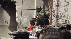 عنصر من حزب الله في سوريا- نشطاء سوريون