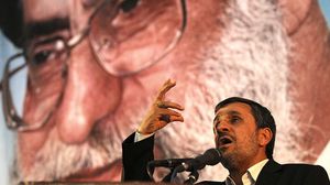 لفت الموقع إلى أن أحمدي نجاد زار الأسبوع الماضي مدينة "قُم"- جيتي