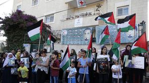 تشير إحصائيات إلى أن قرابة خمس الشعب الفلسطيني قد دخل سجون الاحتلال- ا ف ب