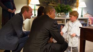 الأمير جورج يستقبل أوباما بملابس النوم- قصر باكينغهام