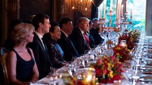 ترامب والرئيس الصيني عشاء فلوريدا - جيتي