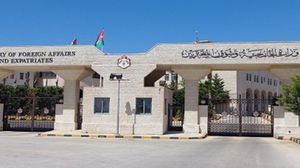  أبلغت الخارجية الأردنية الدبلوماسي السوري بـ"ضرورة الالتزام بالأعراف والمعايير الدبلوماسية"