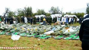 صورة تداولها نشطاء لجثامين ضحايا تحطم الطائرة الجزائرية- فيسبوك 