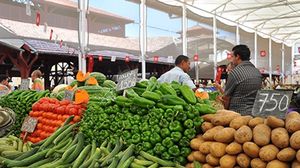 تأمل الحكومة التونسية في خفض العجز إلى 4.9 في المئة من الناتج المحلي الإجمالي- أرشيفية