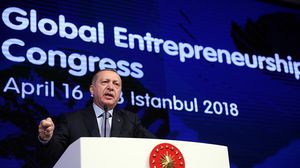 الرئيس التركي دعا لـ"أسس سلام جديد لا مكان فيه للقصف العشوائي أو البراميل المتفجرة"- الأناضول