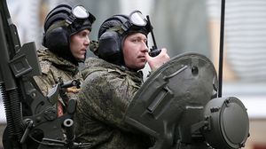 أنباء عن وصول أسلحة غربية ثقيلة لأوكرانيا- جيتي